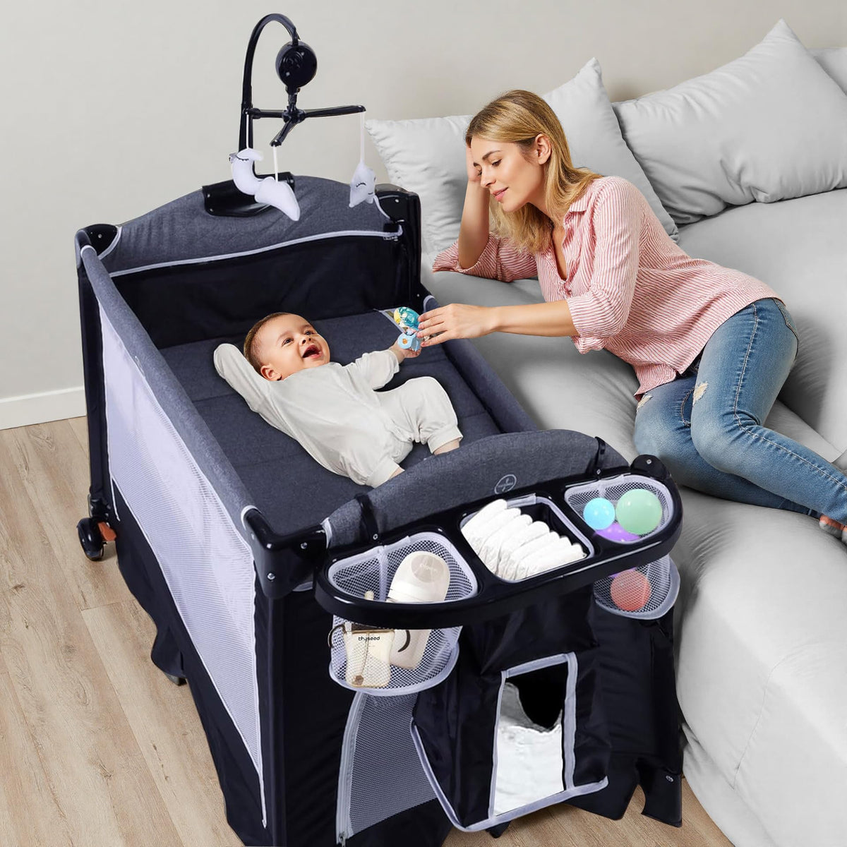 4 in 1 Portable Playard Baby Bassinet P10941