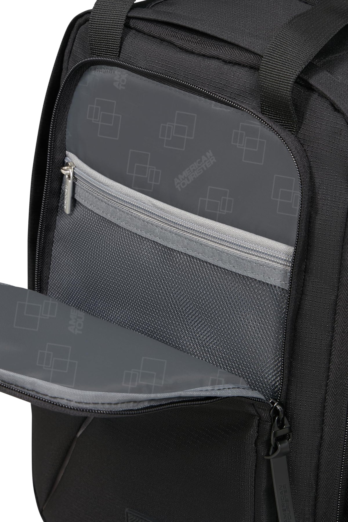 Black 38 L Wheeled Cabin Bag E64745